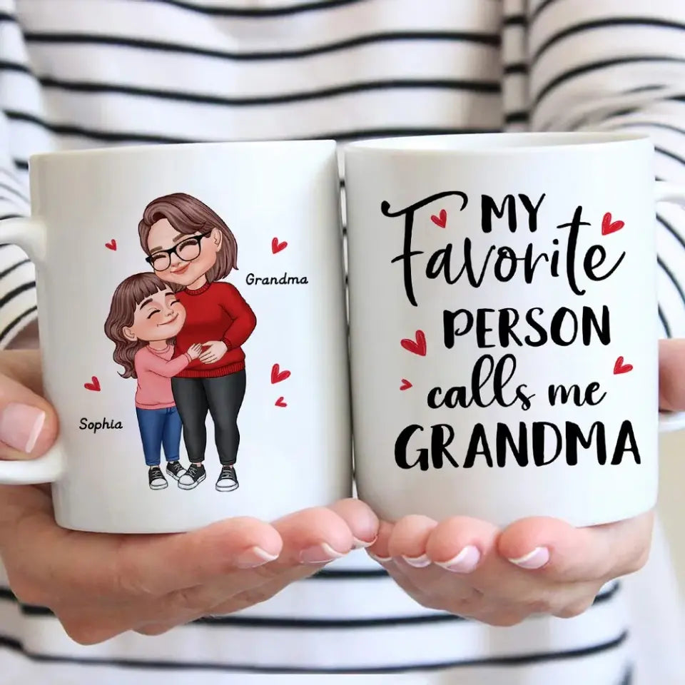 My Favorite People Call Me Grandma Cartoon Grandma Grandkids Hugging Personalized Mug