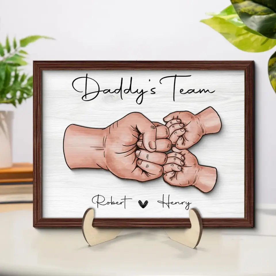 Daddy‘s Team Fist Bump Personalized 2-Layer Wooden Plaque